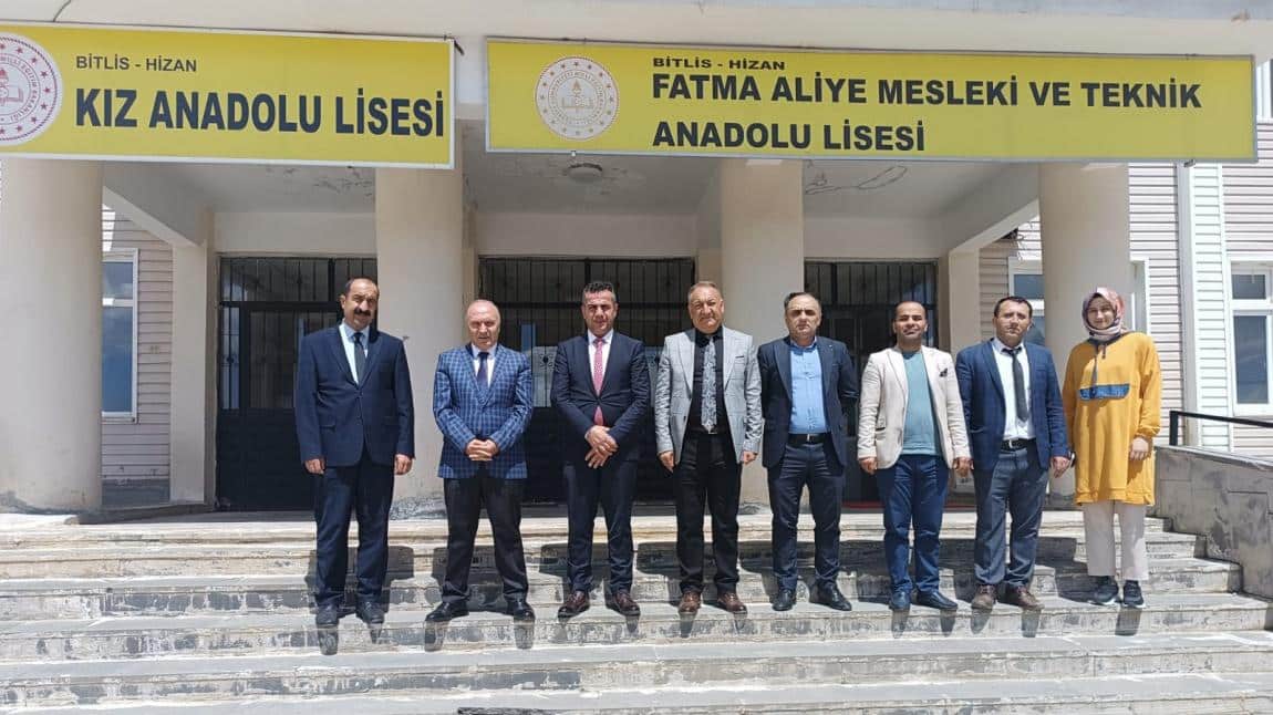 Bitlis İl Milli Eğitim Müdürlüğünden Okulumuza Ziyaret.